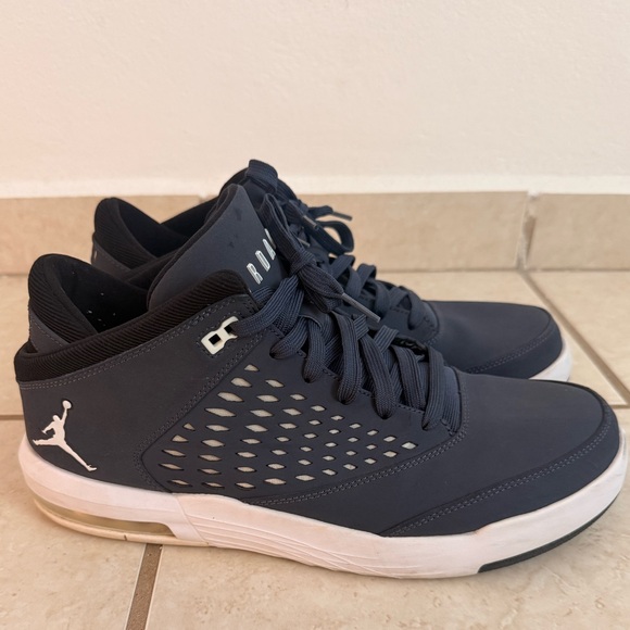 Nike Air Jordan Flight Origin 4 Men's Basketball Trainer - Picture 1 of 8